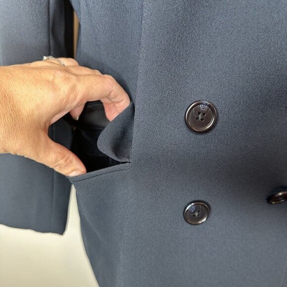 J Crew Women’s Navy Blue Long Sleeve Double Breasted Blazer Suit Jacket Size 8P - Picture 4 of 15